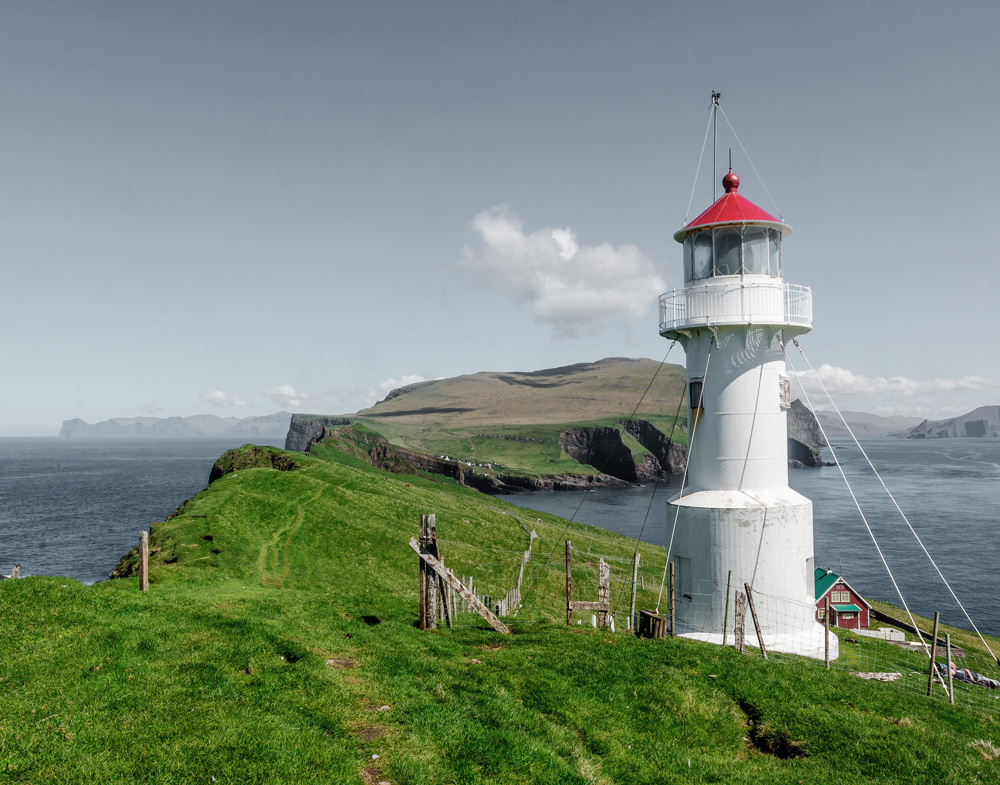 faroe islands itinerary mykines lightjouse travel guide