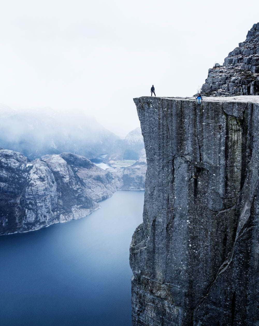 Hiking to Preikestolen in Norway - a travel guide