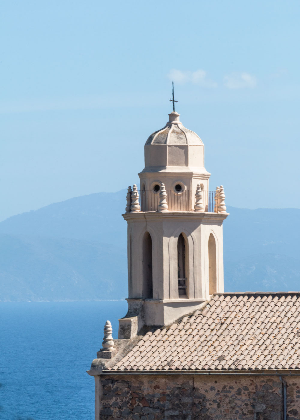 Korsika cargese kirke