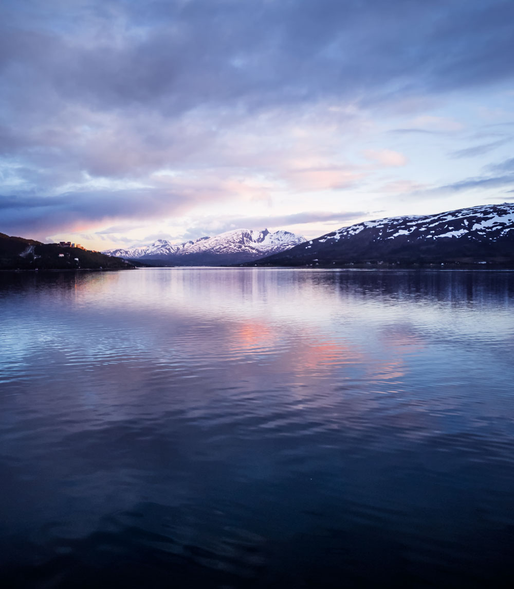 On cruise with Hurtigruten along Norway's coast