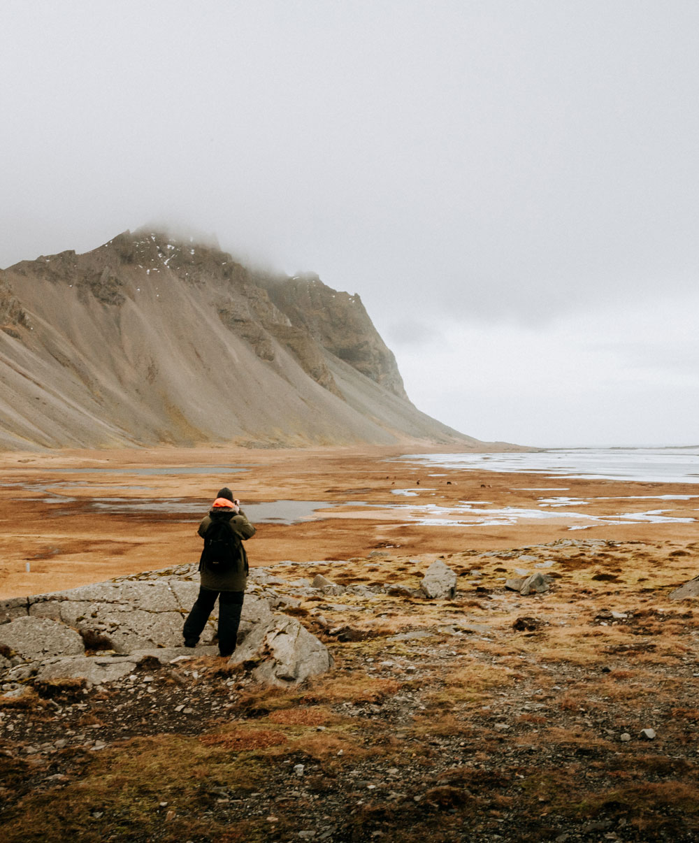 An itinerary to South Iceland in winter – northern lights, hot pools and ice caves