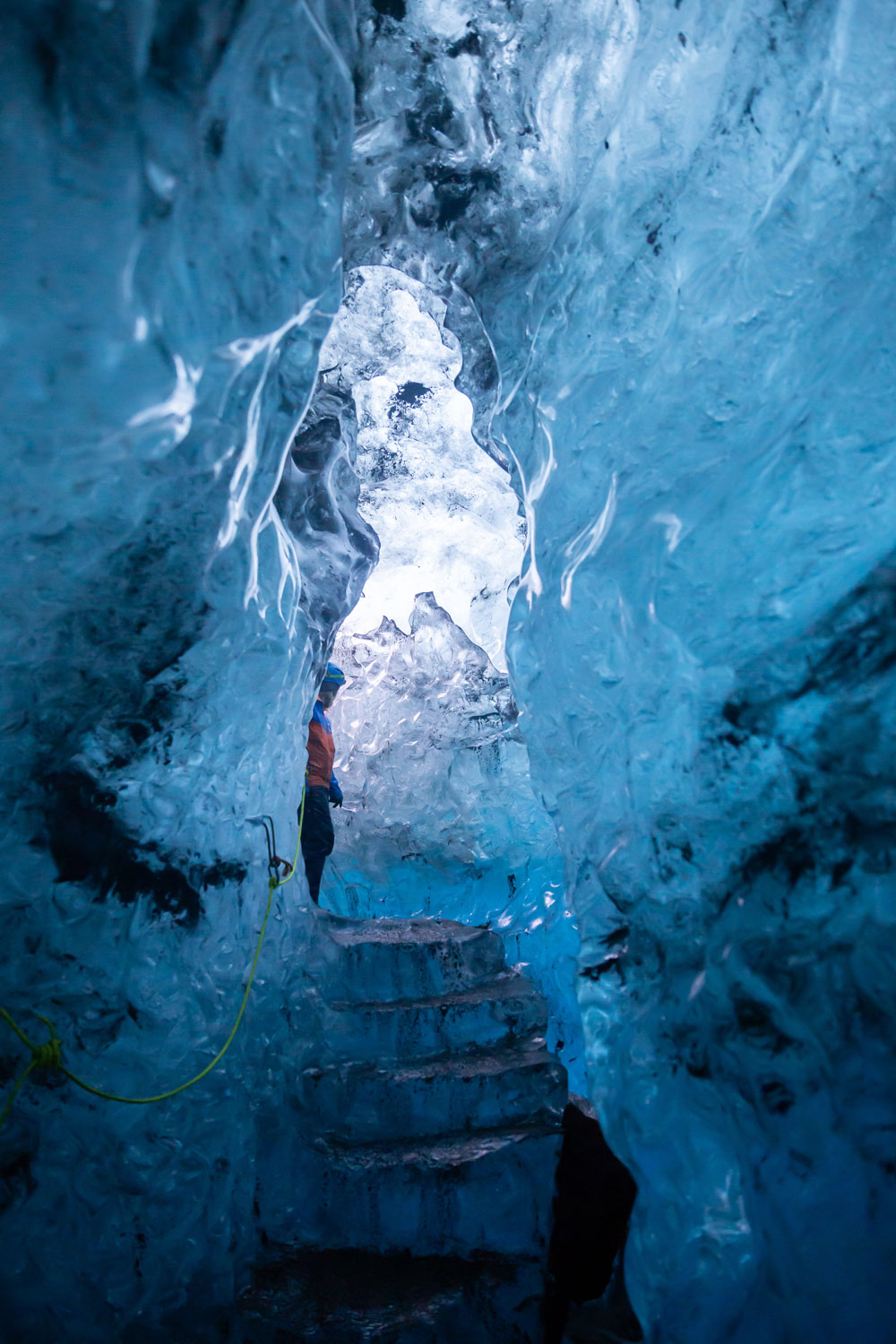 An itinerary to South Iceland in winter – northern lights, hot pools and ice caves