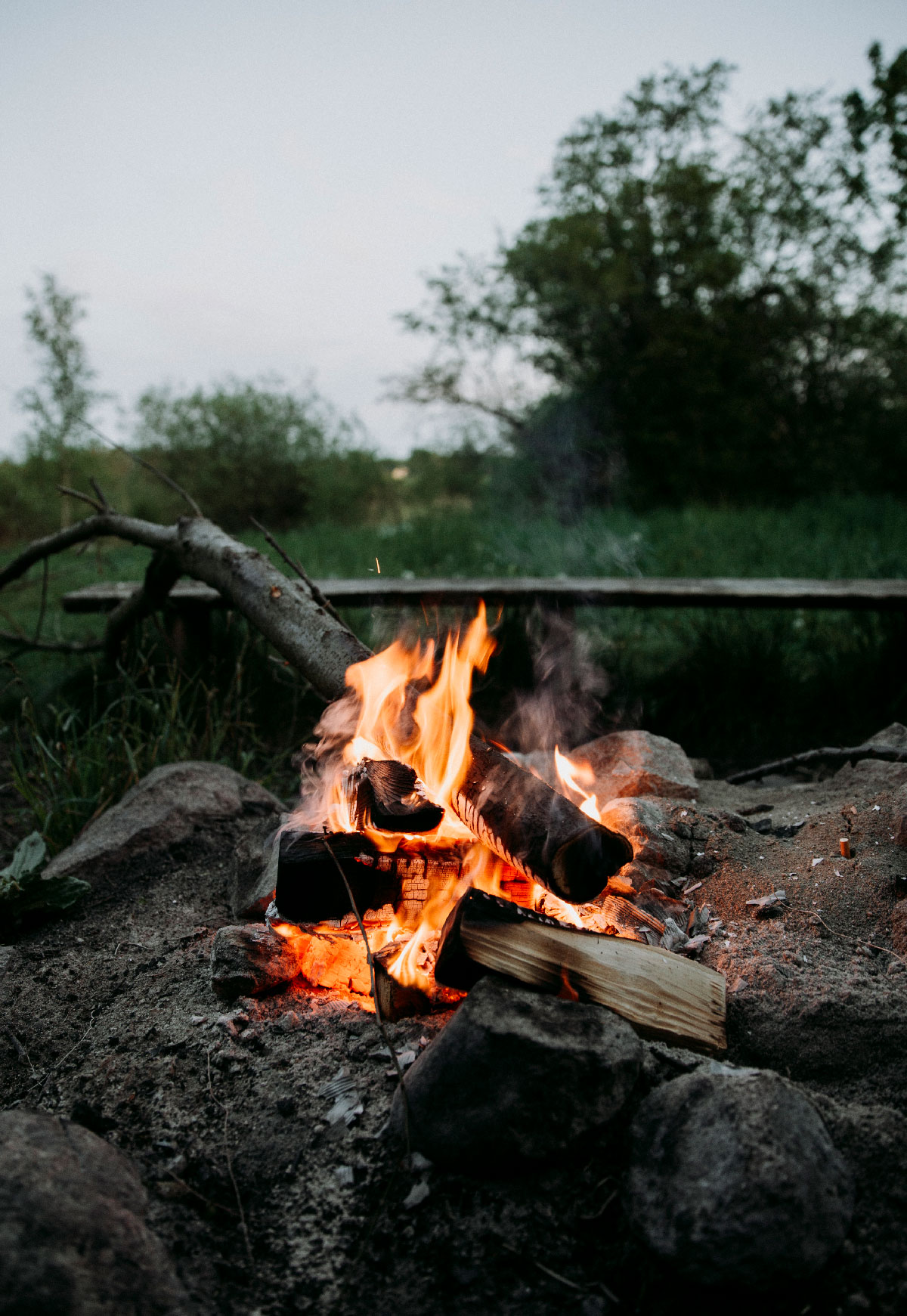 Bålhygge ved Bastrup Sø