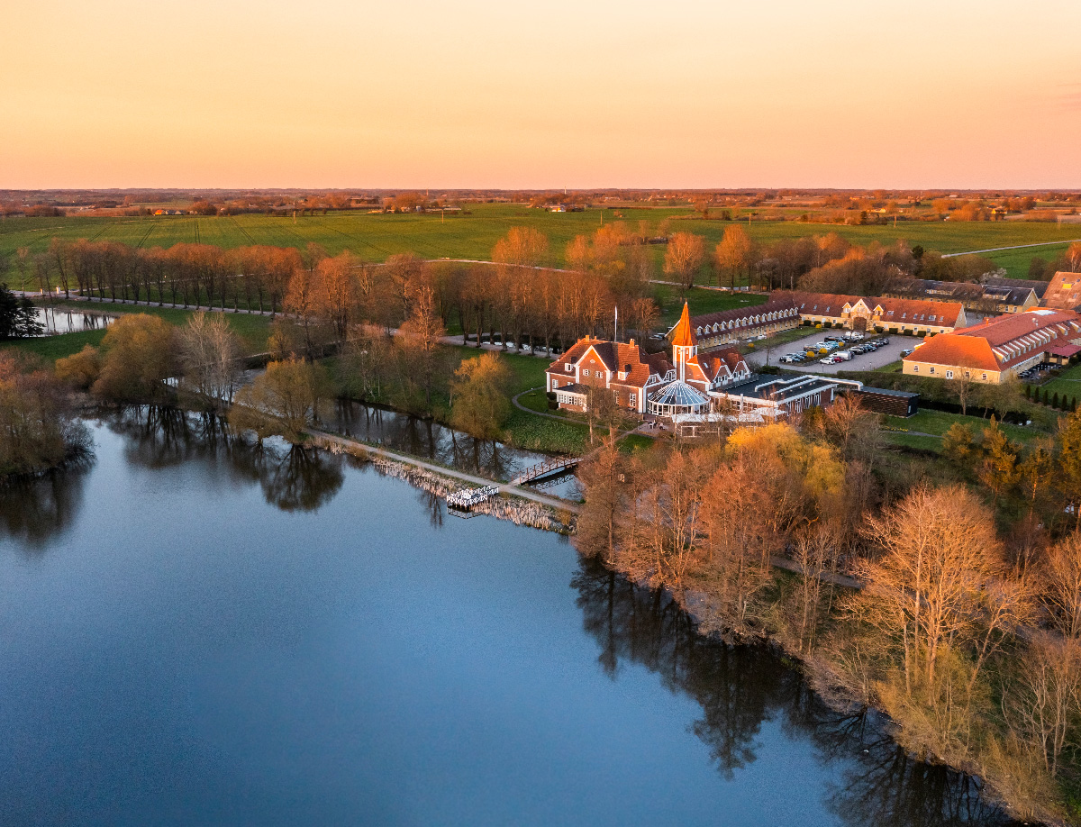 Sørup Herregård fotograferet med drone